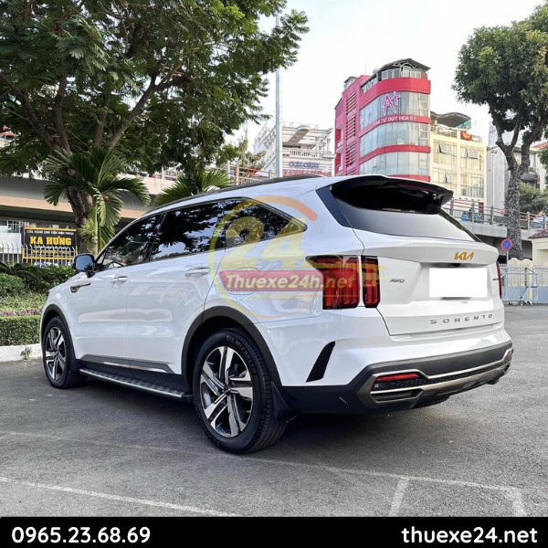Thuê Xe Kia Sedona tự lái ở Đà Nẵng